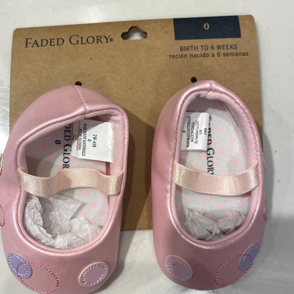 Newborn Babygirl Girls Shoes 6 pair 0-9 months - Picture 4 of 10